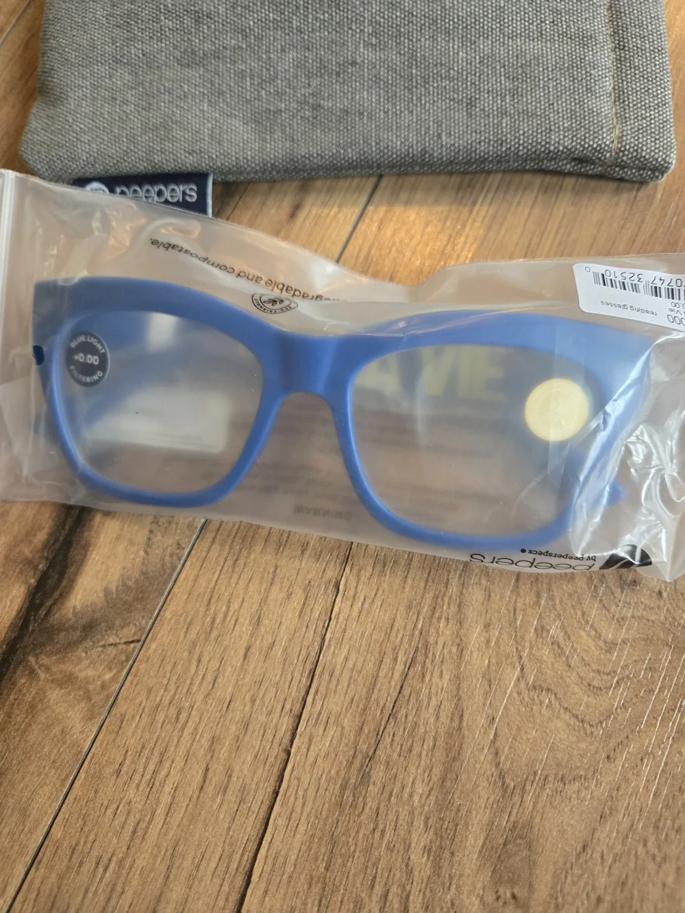 Peepers glasses blue